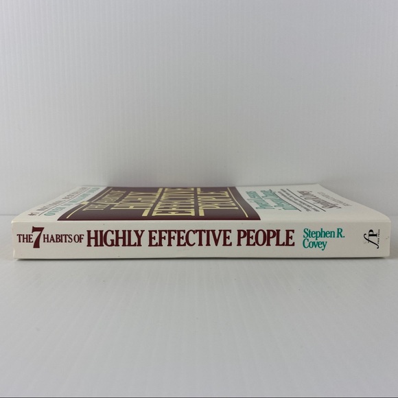 The 7 Habits of Highly Effective People Book Paperback - Picture 4 of 13